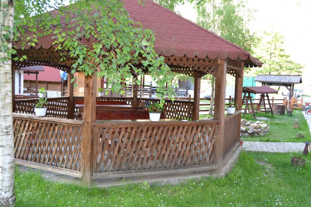 Vila Nico Baia de Fier Exteriér fotografie